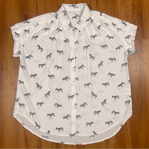 Jane and Delancey Women’s White Zebra Print Button Down Shirt Size S - Picture 1 of 7